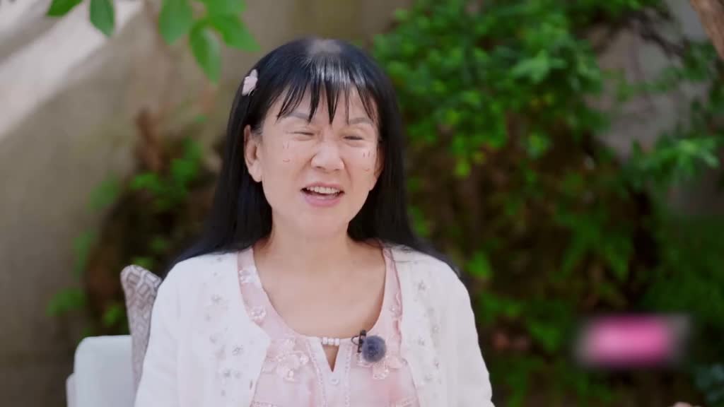 不起眼的细节，一碗细挂面，藏着谢娜被宠一生的底气根源