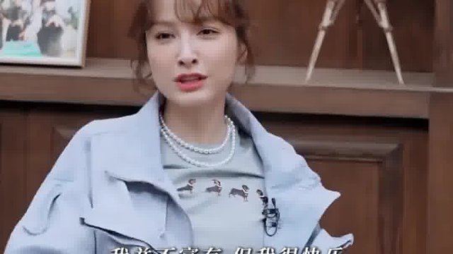 ：反正我努力赚钱，我就消费，咋的啦。