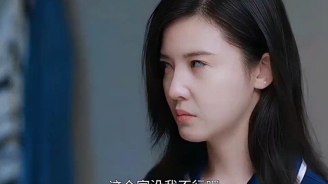 小夫妻冷战，老公偷偷拧瓶盖，结果尴尬了 #好剧推荐#