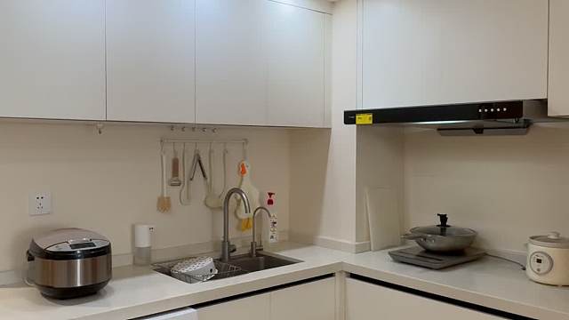 我的野生创意｜一镜到底看32平一字户型小家