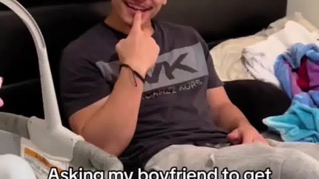 （情侣整蛊）换衣服的时候，让男友回避