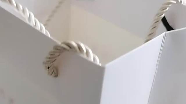 科大讯飞助听器有用吗？助听器怎么选适合老人用？助听器推荐