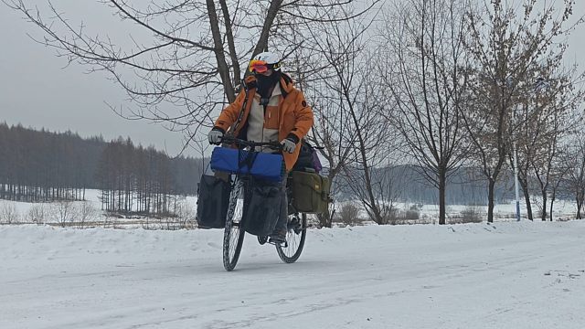 时隔四年，骑行圈又迎来了他的挑战者，重装骑行东北，一周居然只骑行了200公里，太难了！