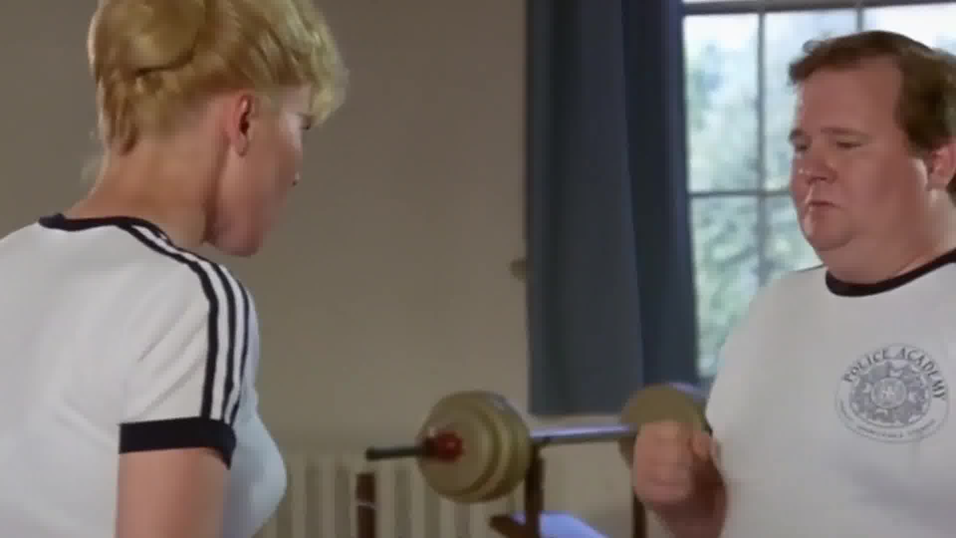 不懂就问，怎么他们这么喜欢被打吗？