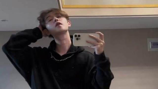 “你不明白 我说不爱就更加爱”