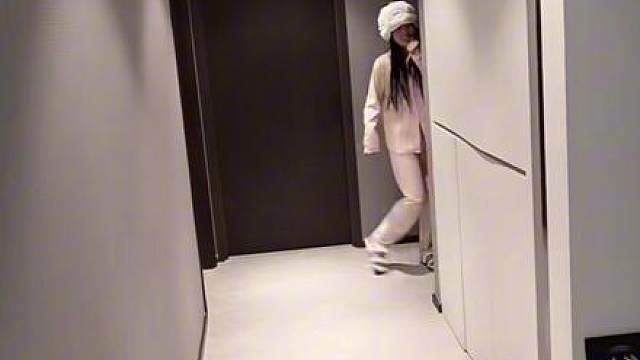 不凡后院着火了