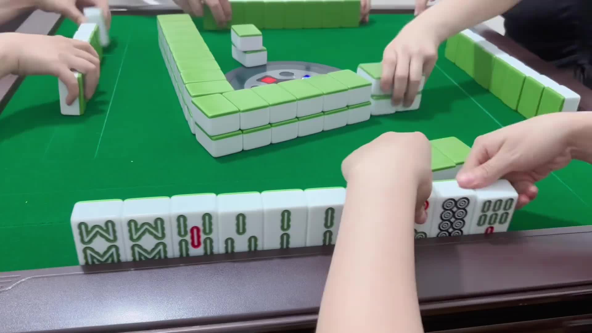 直接拉满三家 爽