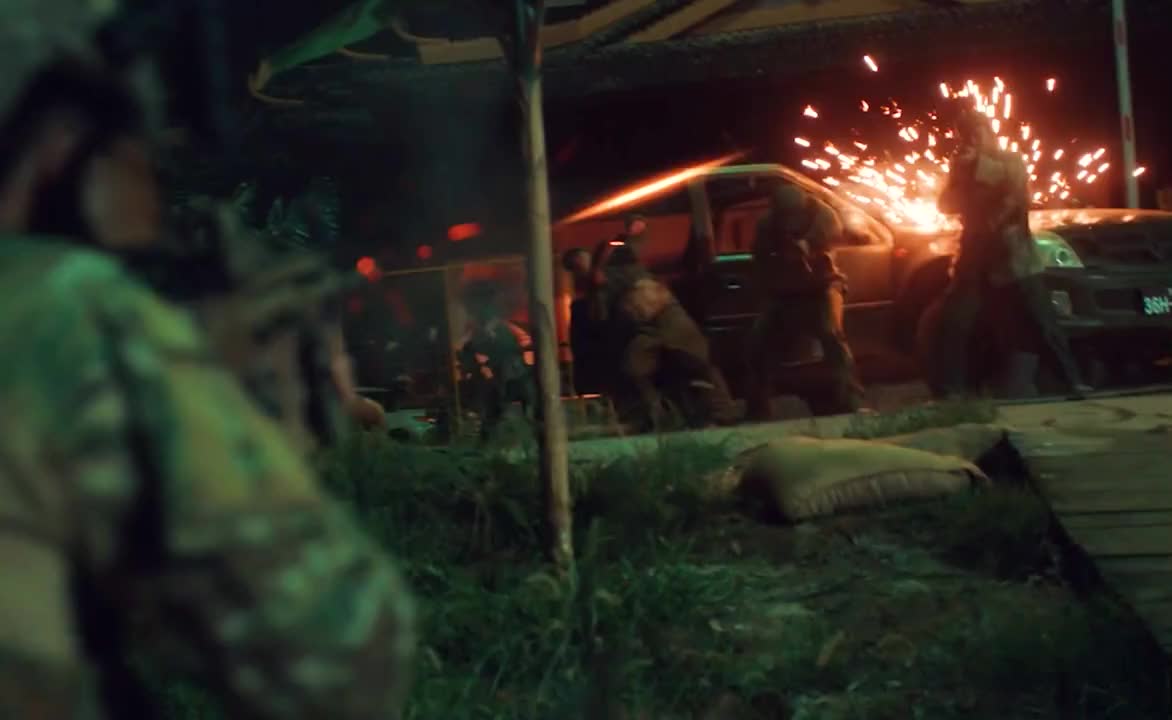 金三角的恐怖分子实在太猖狂了，竟然研制原子武器要毁灭城市！