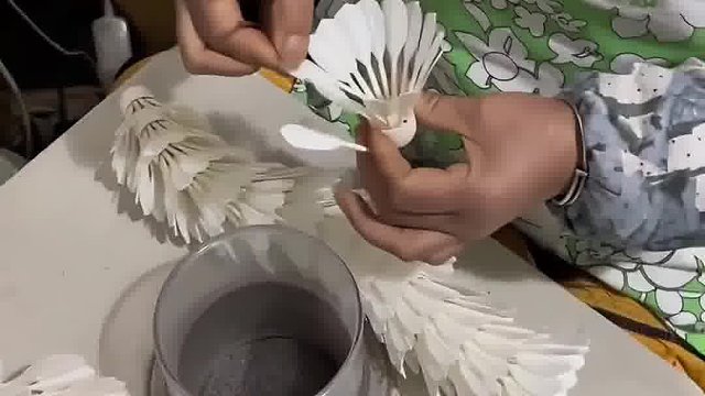 这和汽车四轮定位是一样的原理。