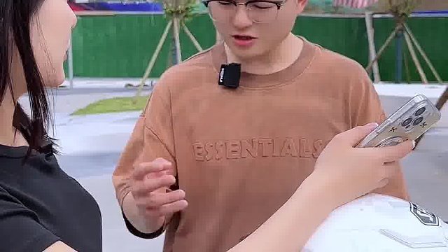 这价格你还真敢说呀，哼！