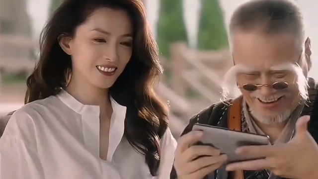 时隔三十年再相见，满满的回忆涌上心头