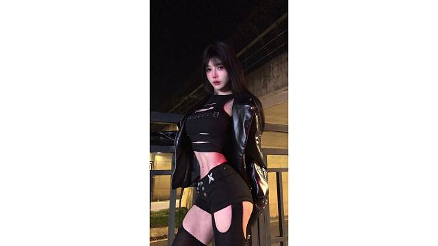 是在骂我吗？听不懂感觉像在撒娇