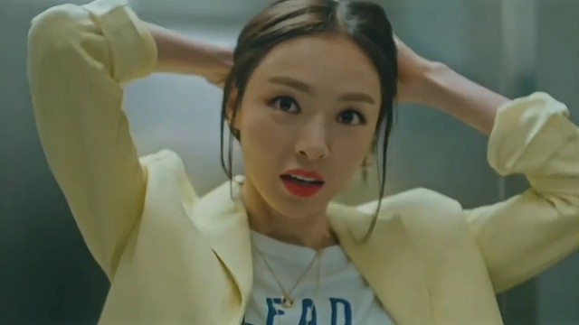 千万别惹一个会打架的女人，这姐姐太A了吧