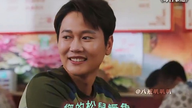 这老婆饼在哪买的，我替我朋友问问