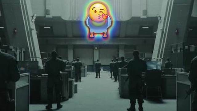 我要用超级瞄准来展示我的超级帅气