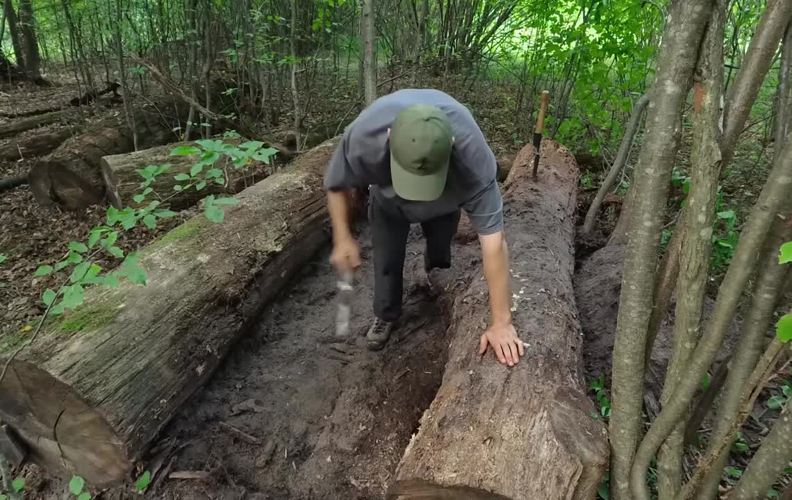 第1集：几根简单的枯木，竟然被男人打造成温暖的小屋