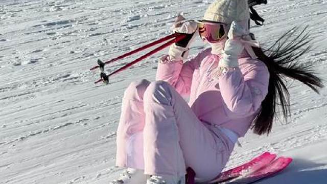 喜欢看仰卧起坐？