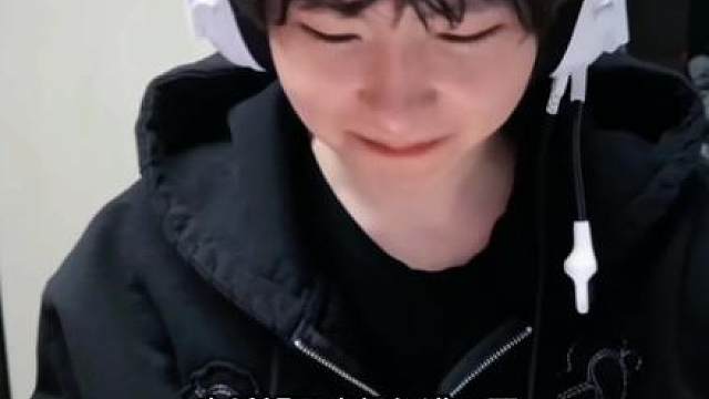 一诺读到粉丝的信，希望五小红蠕进三亚，一诺说确实进三亚了，但没蠕进三亚的决赛场馆