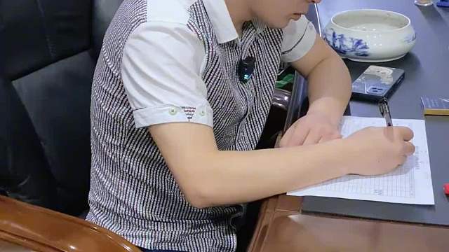 哼，00后的世界你不懂