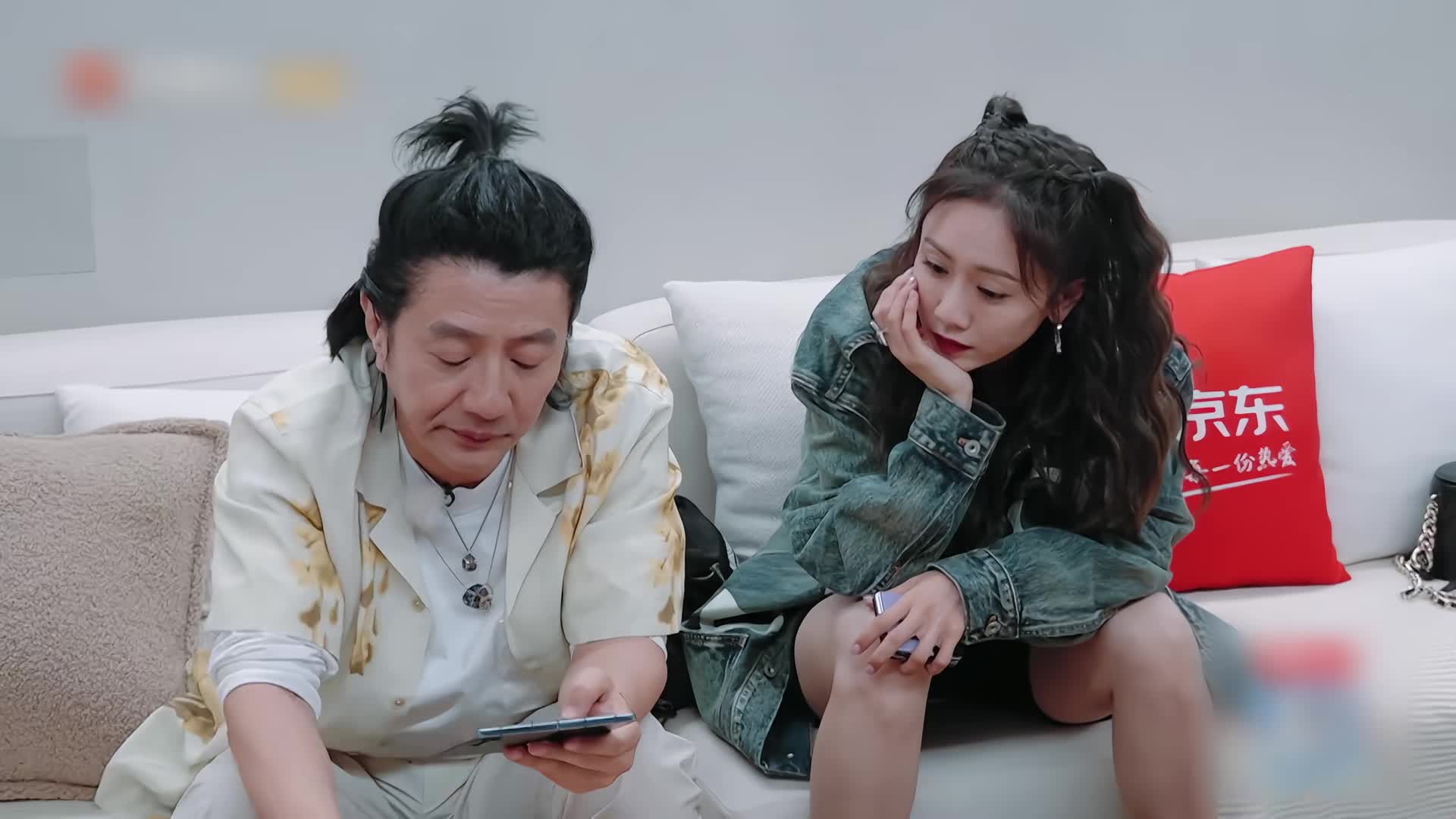 刘芸被逼到当着镜头痛哭，无爱的婚姻到底让人有多窒息