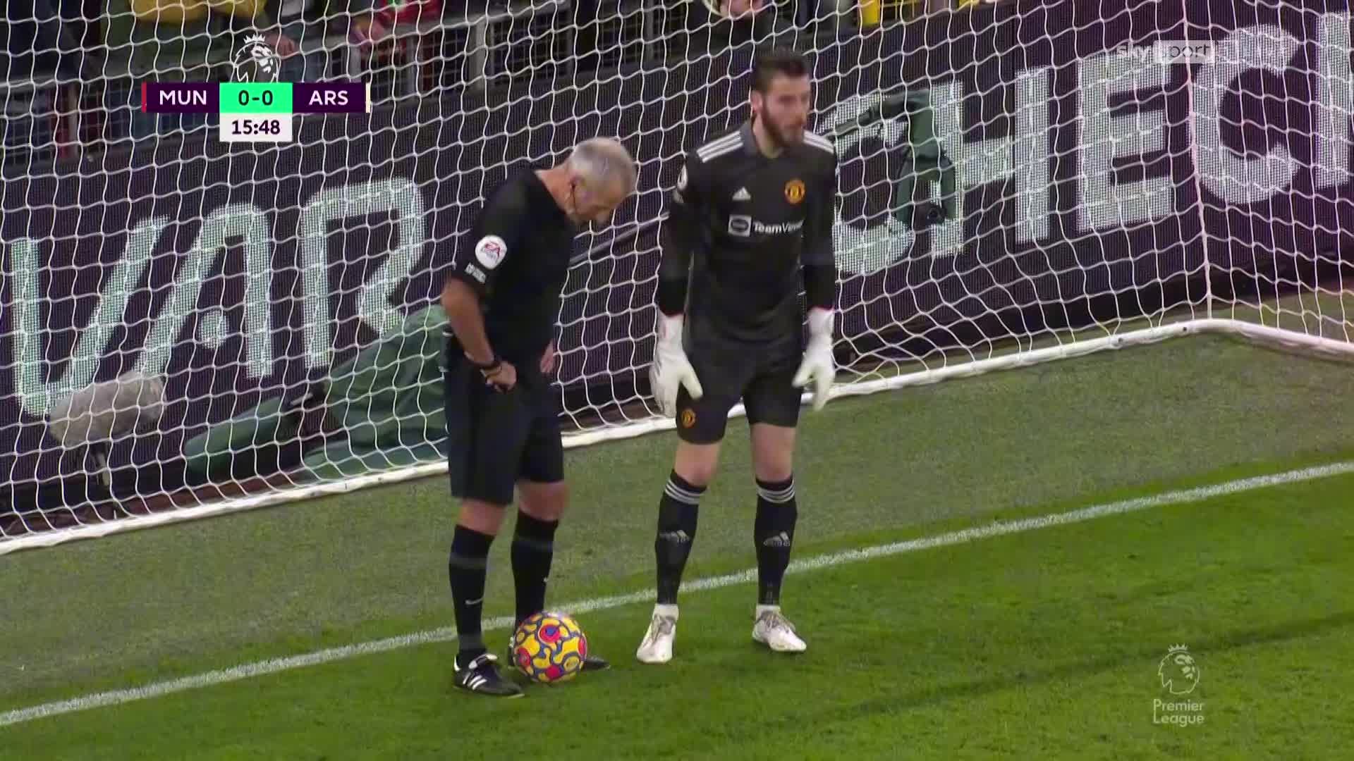 经典回顾：卡神上次带领曼联迎战枪手阿森纳！