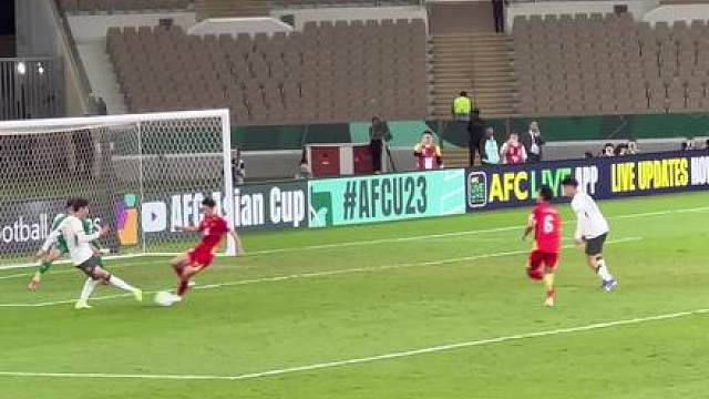 中国队大胜越南，国足又一次让我忍不住眼泪！ 中国队将在决赛面对日本，我对国足有信心！