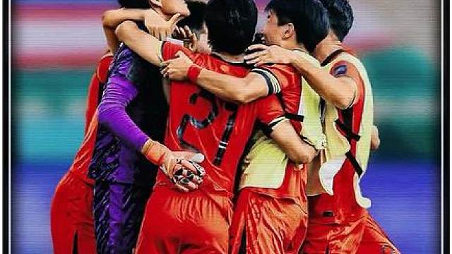 无论结果是金牌还是银牌，请给予他们最热烈的掌声！