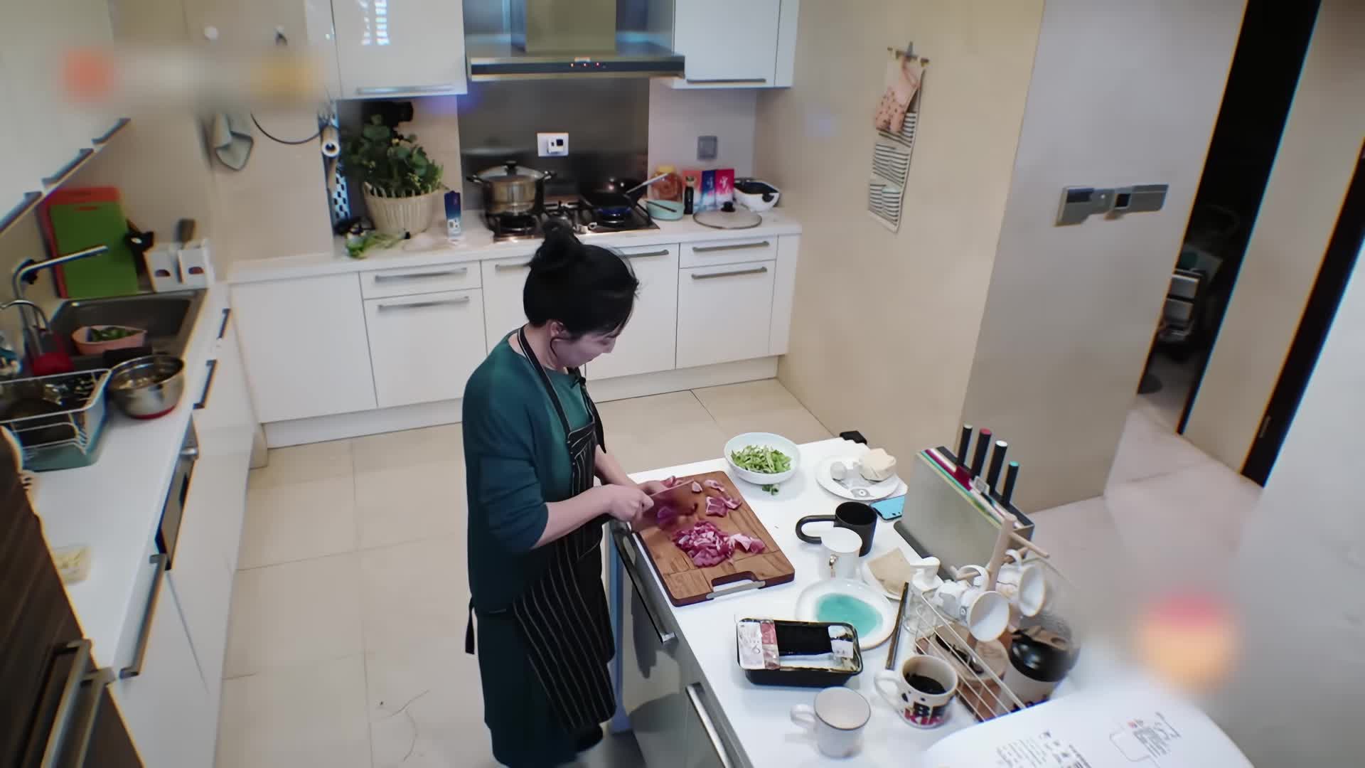 家有贤夫的意义，在他俩身上具象化了