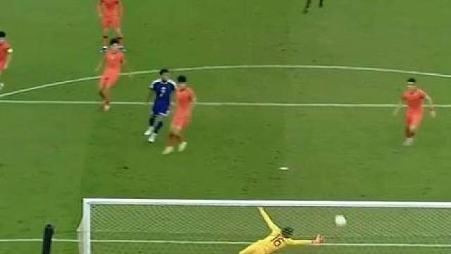 0比2！U23国足8分钟连丢两球，日本队折射世界波