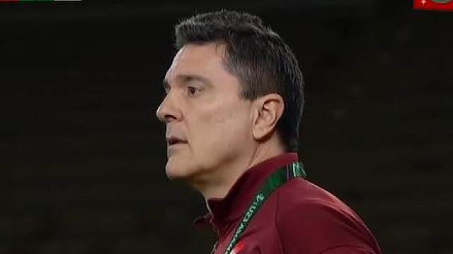 安东尼奥:是时候出场了 运筹帷幄，还得是安东先生 跌跌撞撞闯进决赛 再次看到， 依旧激动难耐