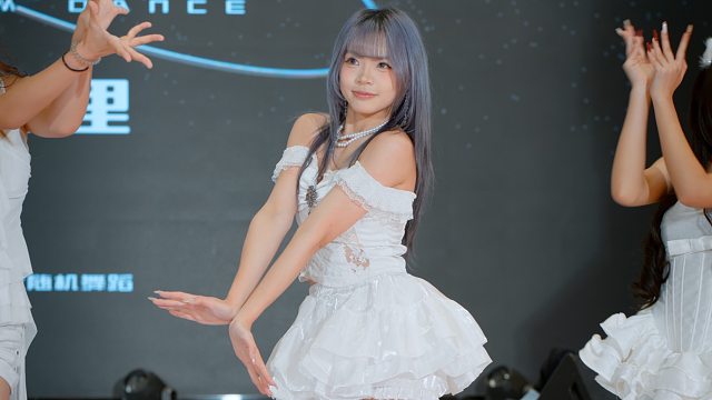 集装箱美晕！feel special twice 洛溪