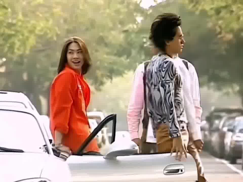 .当年看这部电视的人现在都多大了？