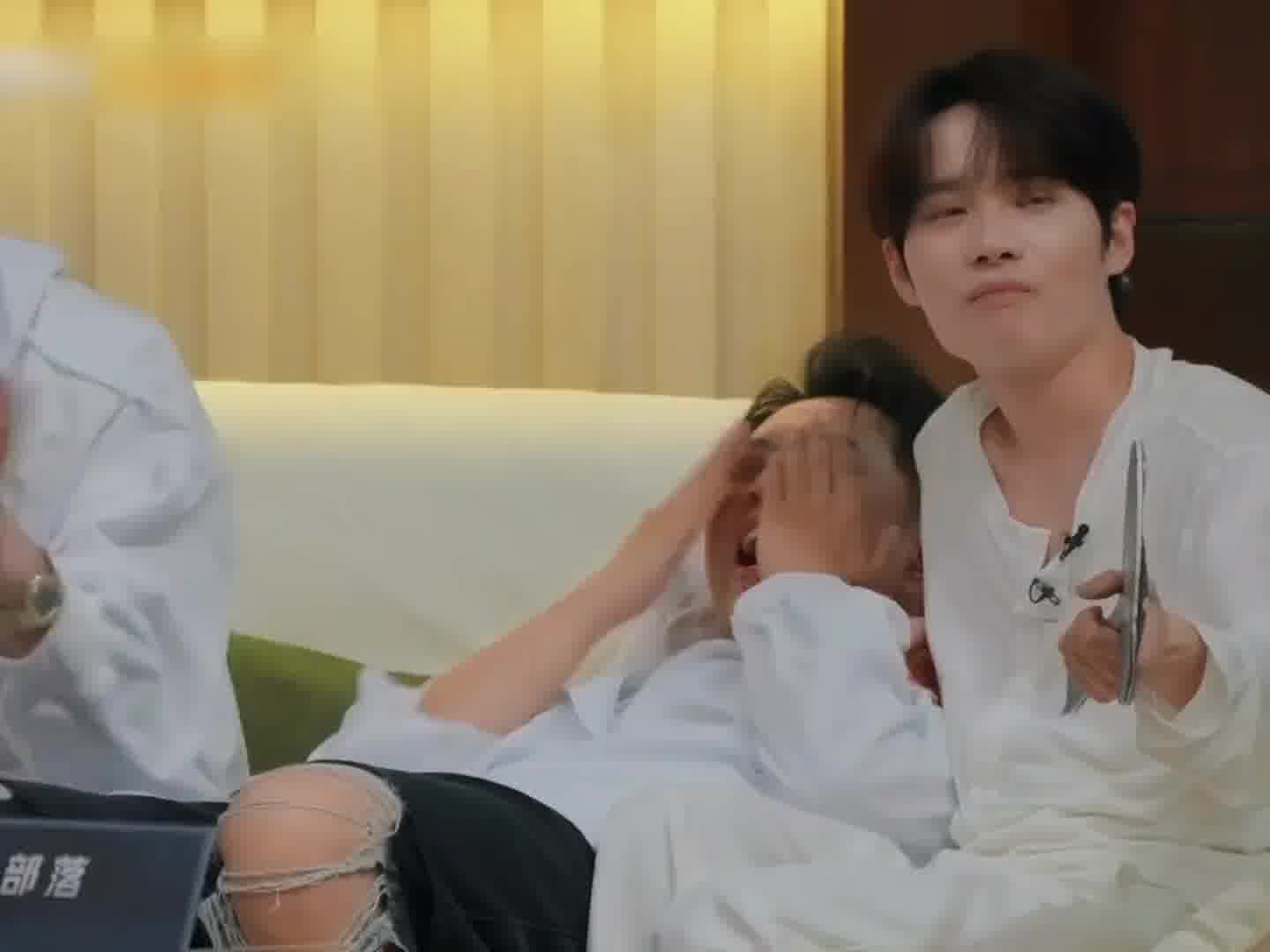 徐海乔：小时候我不仅演花千骨，我还追花千骨呢