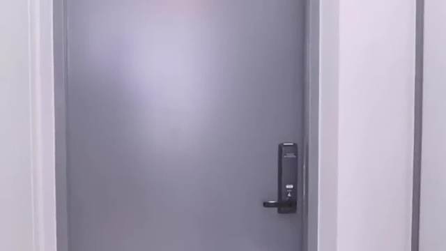 刚刚大学毕业的小白实习生