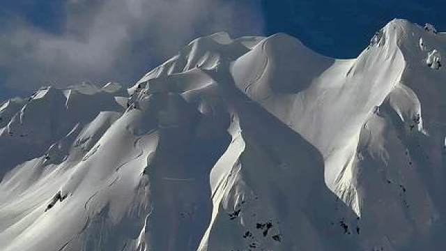 最深的自由从最微小的倾斜开始