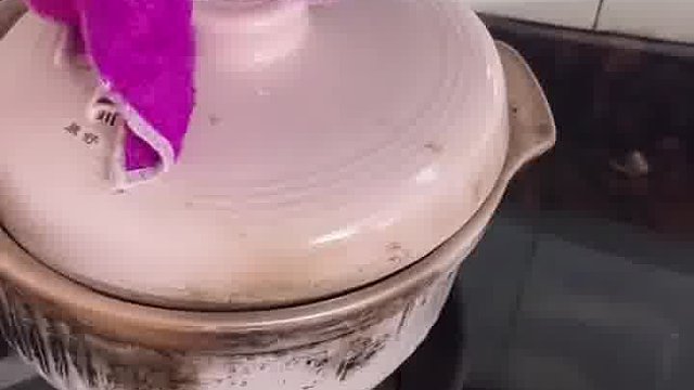 你们知道炖的是啥不，铁铁们