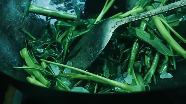 听到最后那句，实在是忍不住，直接笑出声了