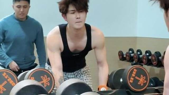 欢迎收看798DJ的一天！ 和童哥运动的一天！