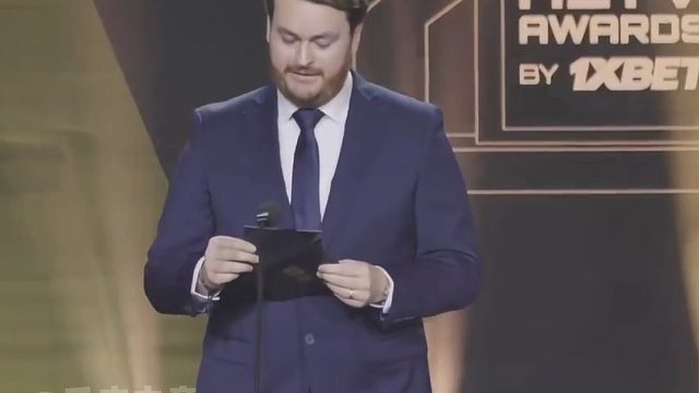 少年魔王意气风发