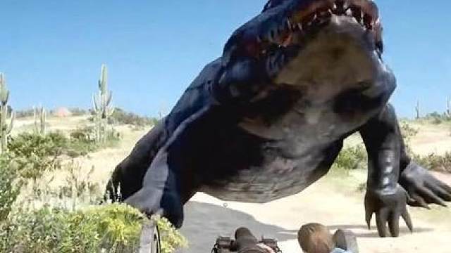 大鳄鱼冲来了，快用大炮打它