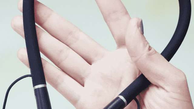 挑什么牌子助听器适配？助听器的选配原则和方法分享避误区