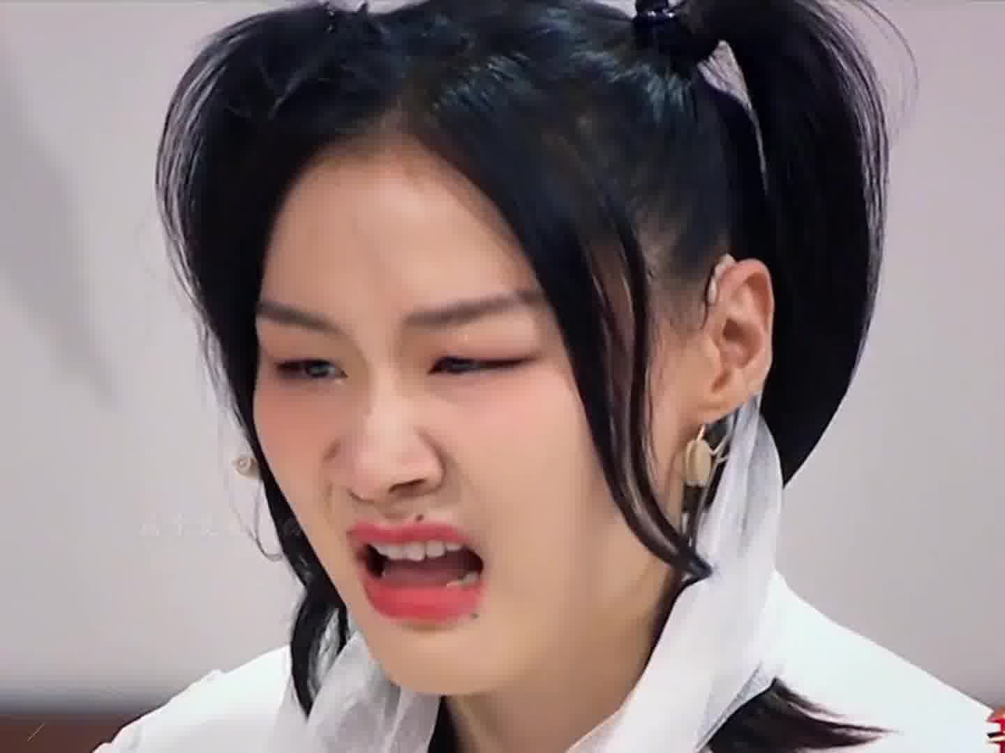 妥妥的情绪管理大师。