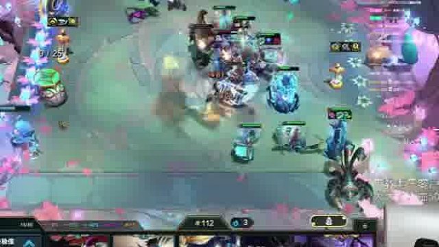 香菇滑鸡：气死我了这露露怎么打我这么多等我后期有岩宝打回来