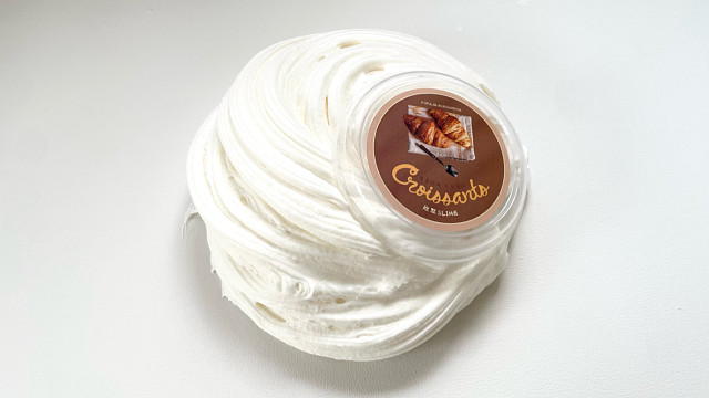 slime欣默的炙烤牛角包很粘手！