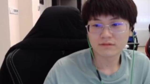 怎么都不回答问题呢？