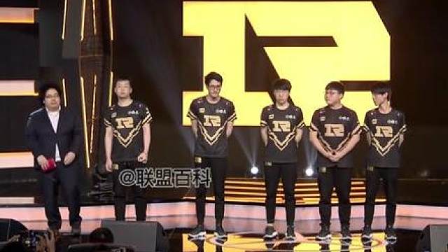 Uzi没有倒Uzi还在输出是什么梗？解说一句话让观众都绷不住了