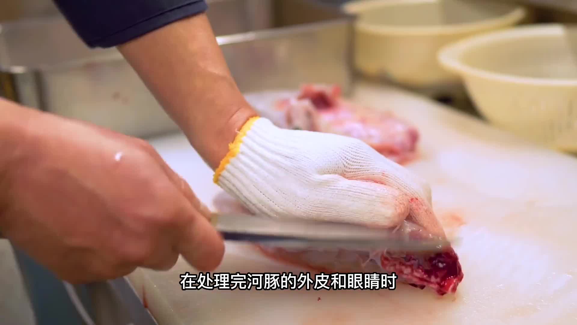 河豚刺身作为几乎无差评的是食物，那鲜美的风味。