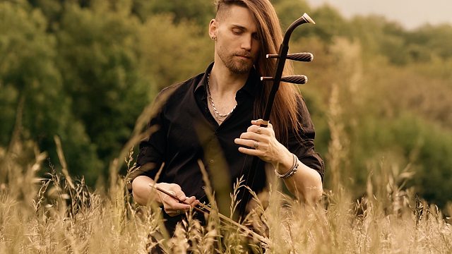 法国人用二胡演奏美国金曲《寂静之声》，中西合璧居然如此动听