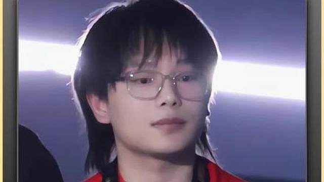 AG今天要是输给滔搏就要面临掉B组钟意直播间反应，看得出来钟意老师有点慌了