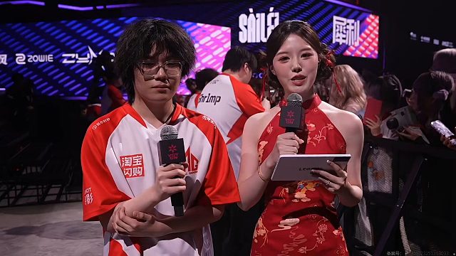 AG Au1 赛后采访：队友太厉害了